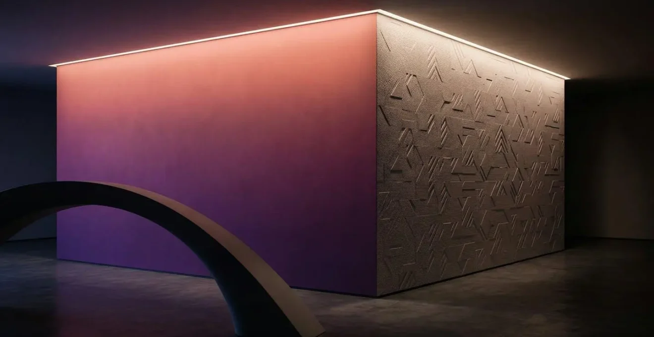 Angle de mur avec éclairage indirect créant une ambiance immersive sans défaut visible